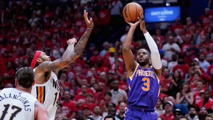 Chris Paul consigue un juego perfecto en los Playoffs de la NBA