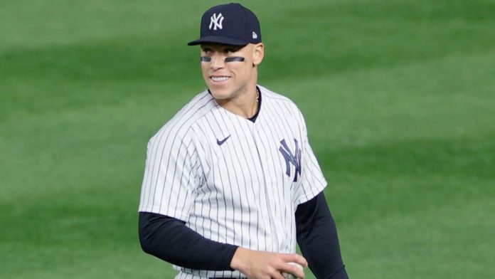 Aaron Judge rechaza oferta multimillonaria de los Yankees