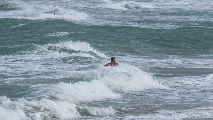 Riesgo de corriente de resaca en las playas de Florida