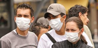 Gobierno colombiano evalúa eliminar el uso obligatorio del tapaboca
