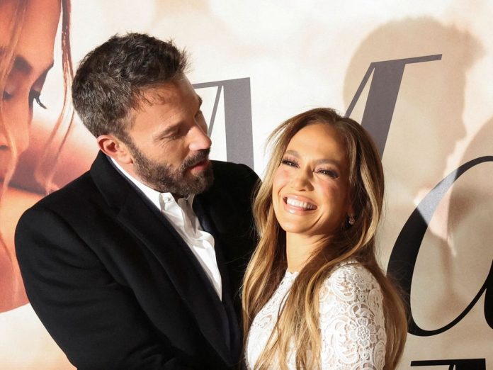 Jennifer López y Affleck acuerdan tener relaciones sexuales cuatro días por semana