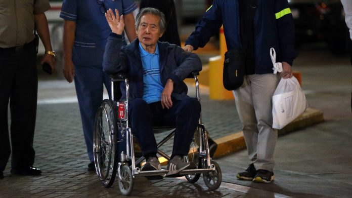 Hospitalizan de urgencia al expresidente peruano Alberto Fujimori