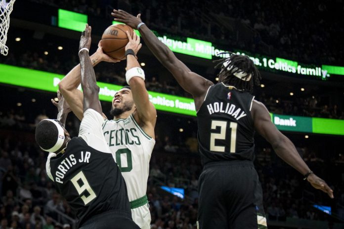 Milwaukee Bucks coloca en Jaque a los Boston Celtics