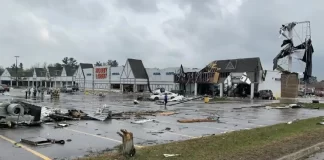 Tornado en Míchigan deja un muerto y más de 40 heridos