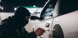 Ladrones roban automóviles en Miami - Miami News 24