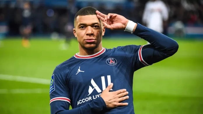 Kylian Mbappé se queda en el PSG