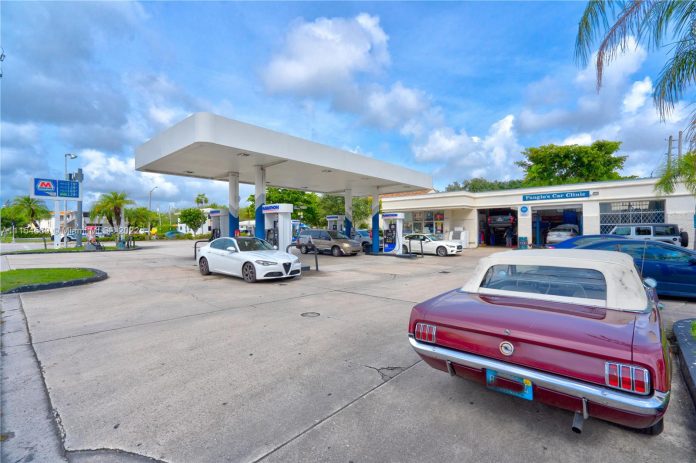 Gasolinera de Miami Gardens -Miami news 24