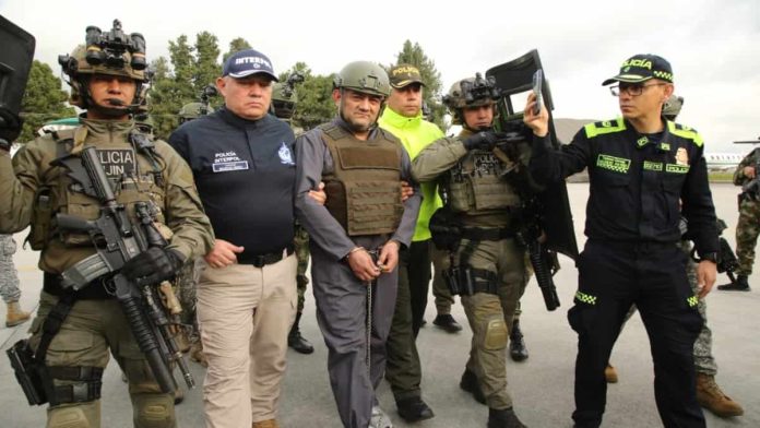 Colombia entrega a EEUU al jefe criminal alias “Otoniel”