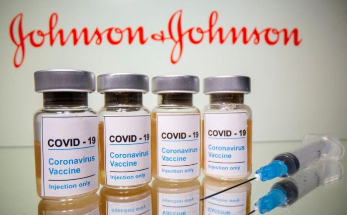 EEUU limita el uso de vacuna de J&J por riesgo de raros coágulos de sangre