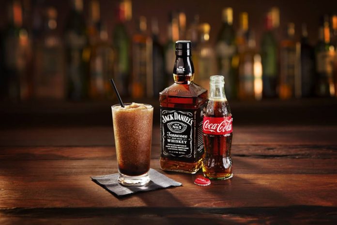 Coca-Cola se une a Jack Daniel's para comercializar una bebida alcohólica