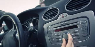 Si escuchas música muy alta en tu vehículo, podrás ser multado en Florida-MiamiNews24