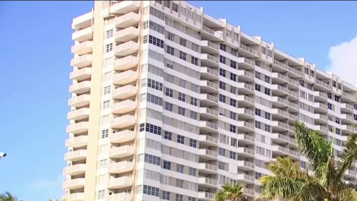 Evacúan a residentes de un edificio en Hallandale Beach tras incendio-MiamiNews24