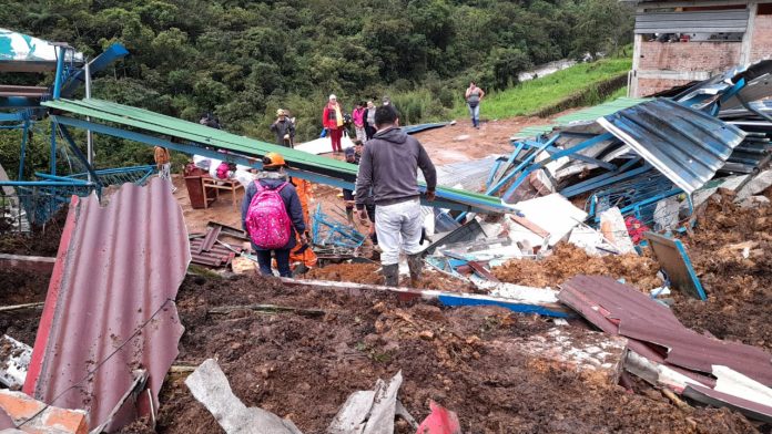 Deslizamiento de tierra en Perú deja al menos 150 viviendas afectadas-MiamiNews24