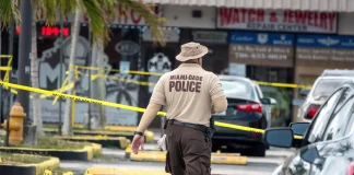 mujer baleada vecindario Miami-Dade-miaminews24