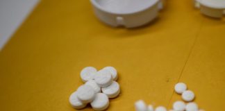 Autoridades cuestionan si flexibilizan la prescripción de opioides - miaminews24