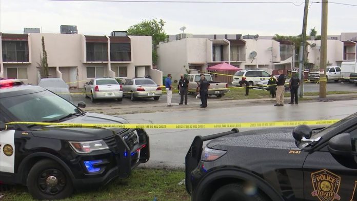 Tiroteo casas móviles Davie-miaminews24