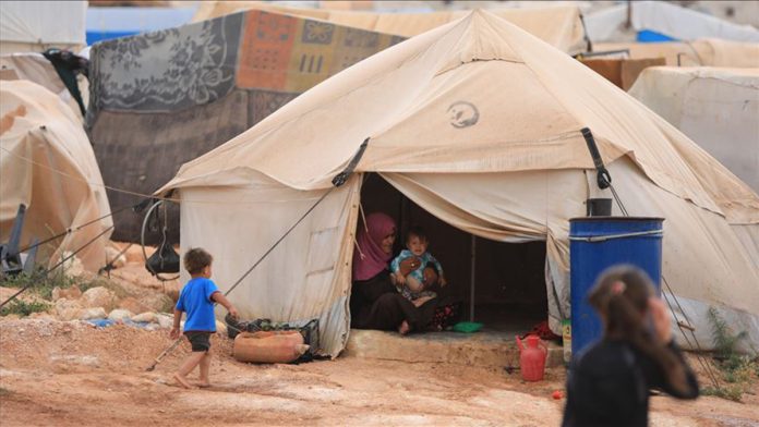 Decapitan dos niñas campamento siria