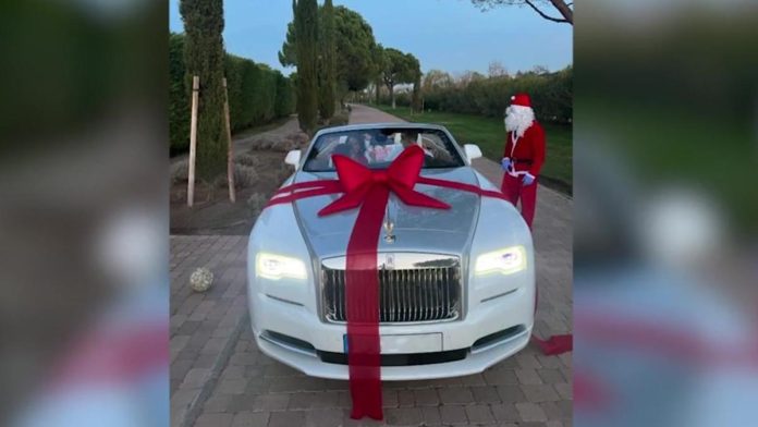 Georgina le regala un Rolls Royce a Cristiano por navidad - miaminews24