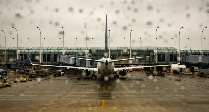 Tormenta invernal aeropuertos Florida