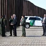 Gobierno de Estados Unidos podría ampliar plan migratorio - miaminews24