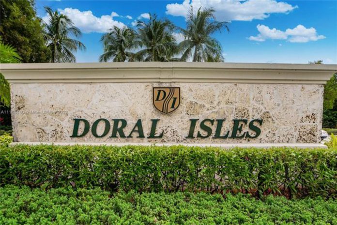 Casa Club Doral Isles