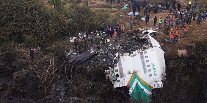 Pasajero grabó avión Nepal