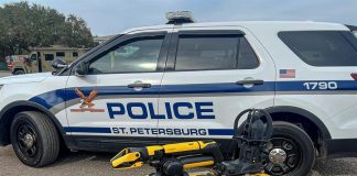 Robot policía detuvo a hombre con cuchillo en apartamento de South Beach Robot policía miami