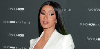 Cardi B micrófono fan -miaminews24