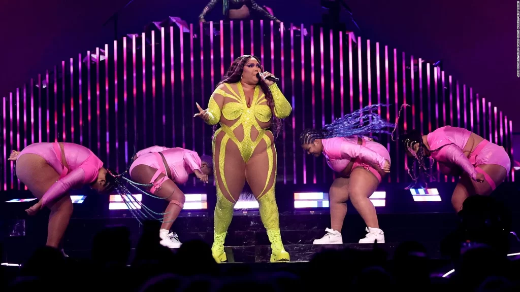 Lizzo responde ante las demandas de sus exbailarines.