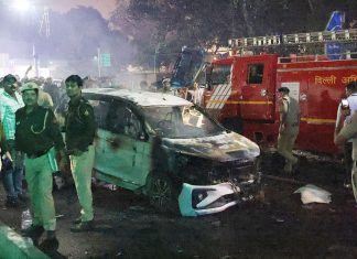 Explosión cerca del Fuerte Rojo en Nueva Delhi deja al menos ocho muertos