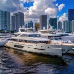Arrestan en Miami Beach a dueño de yate por presunto tráfico humano y abuso de menor