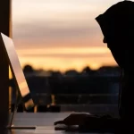 Alerta global de la ONU: Las 5 violencias digitales que más afectan a las mujeres