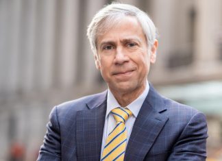 Maduro contrata al abogado de Julian Assange para su defensa en Nueva York