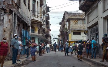 Cuba al borde del colapso: El bloqueo petrolero y la falta de turistas paralizan la isla