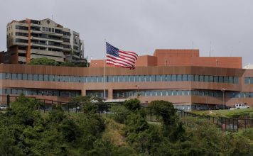 Estados Unidos retoma oficialmente las operaciones en su Embajada en Caracas