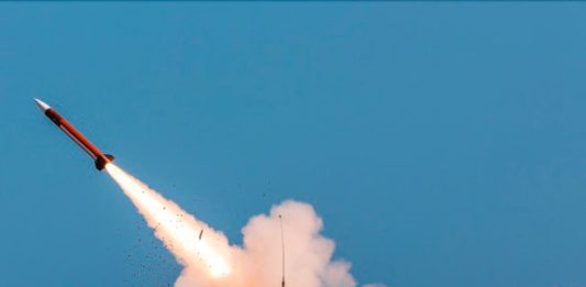 OTAN intercepta un misil iraní que se dirigía hacia Turquía