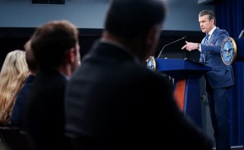 EE.UU. advierte que interceptará cualquier barco que comercie con Irán