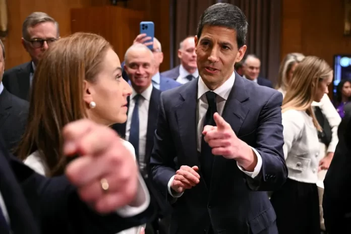 kevin-warsh-reserva-federal-ed-mandel-ngan-afp-2026-696x464