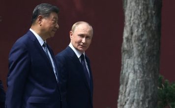 Xi Jinping recibe a Putin tras su histórico pacto con Trump