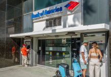 Orden ejecutiva exige rastrear el estatus migratorio de clientes financieros