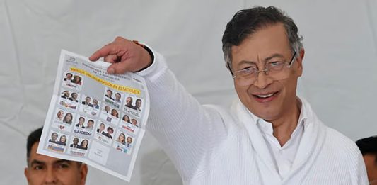 Petro desconoce el preconteo y denuncia fraude mediante «doble censo» electoral