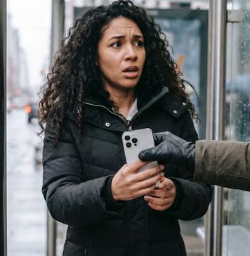 El «antiarrebato» de Apple, así es la función que bloqueará el iPhone si te lo quitan de las manos
