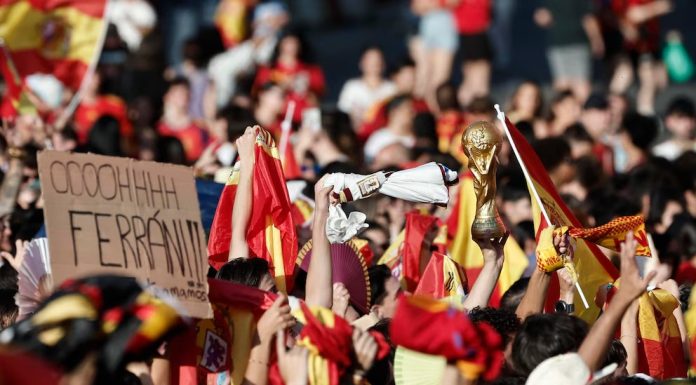 España recibe a sus campeones del mundo con una celebración histórica en Madrid