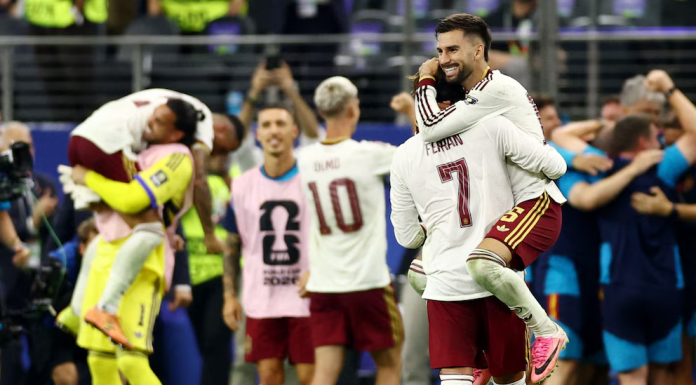 España silencia a Francia en Dallas y se clasifica a la gran final del Mundial